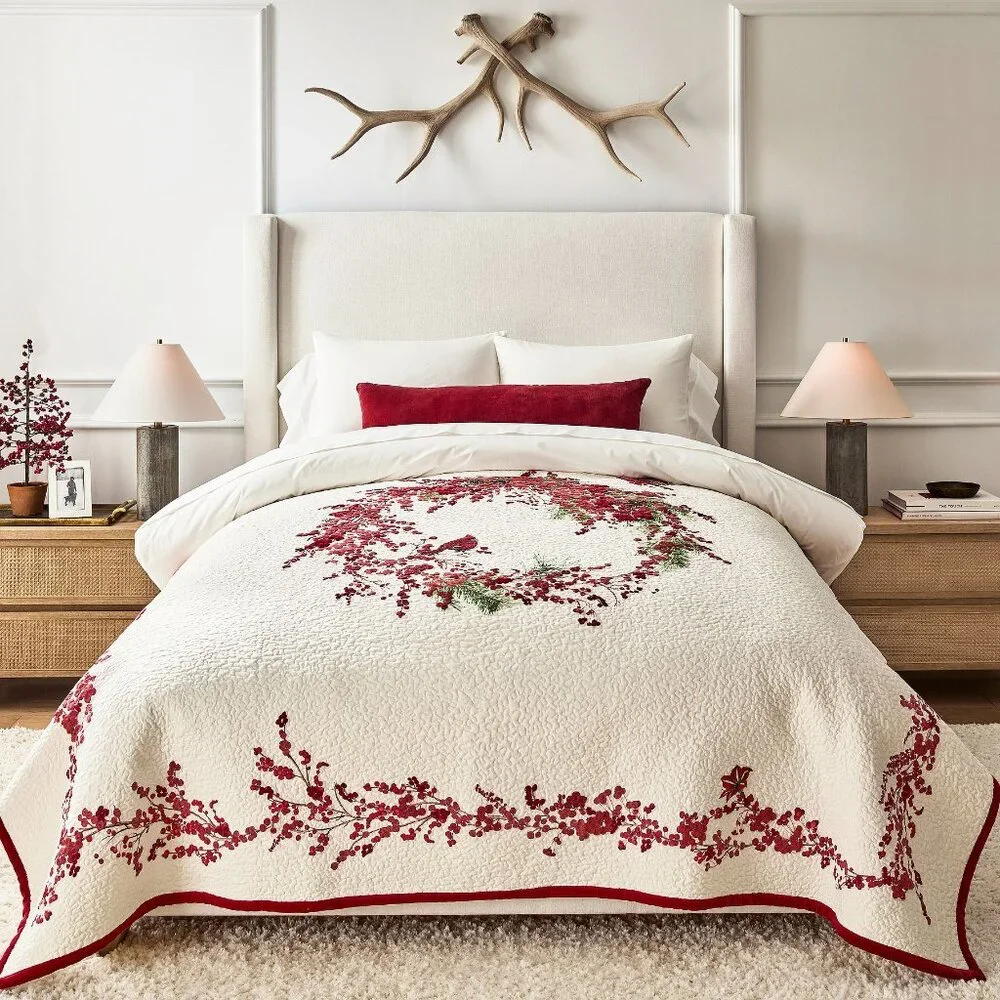Pottery Barn Red Berry Wreath Quilt Bedding Embroidered Cardinal Full Queen NWT